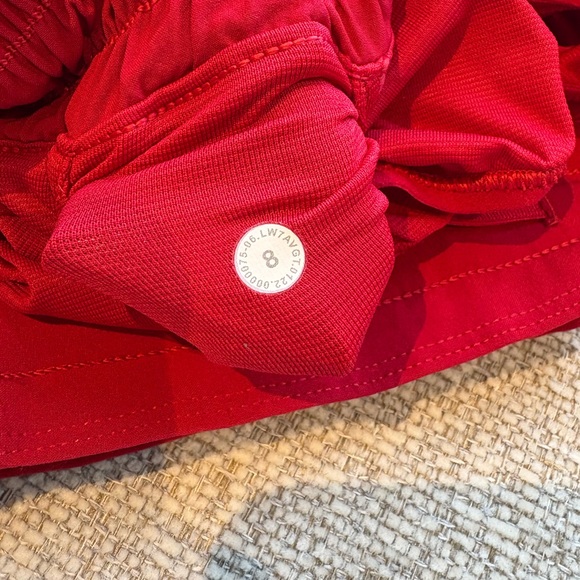 LULULEMON | hotty hot shorts low rise || 4” size 8 - Picture 7 of 7